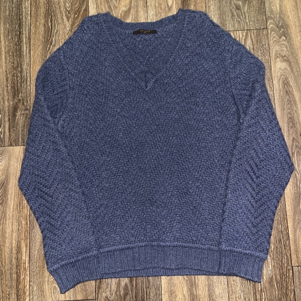 Louis Vuitton 100% Cashmere V-Neck Sweater